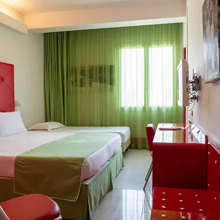 Отель Domina Zagarella Sicily Санта-Флавия